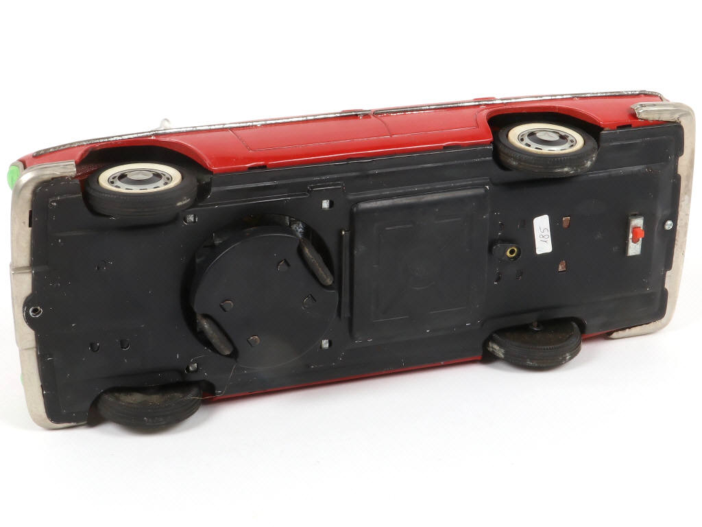 Lot 37 - ICHIKO (JAPON) (1)