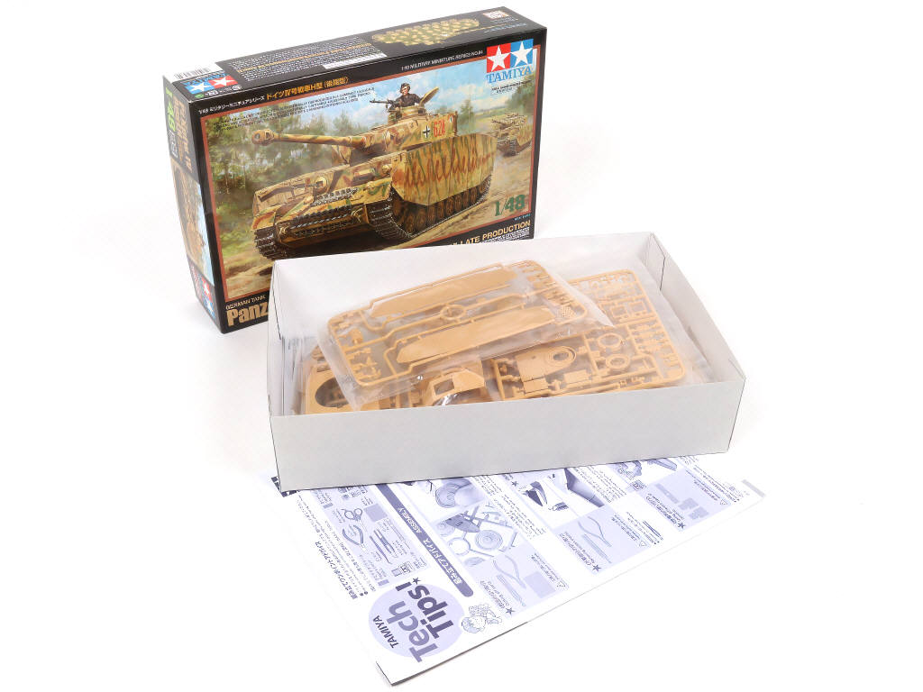 Lot 25 - TAMIYA (JAPON) (6)