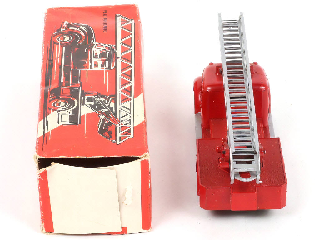 Lot 100 - MÄRKLIN (ALLEMAGNE) (1)