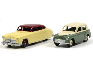 Lot 238 - DINKY TOYS (GB) (2)