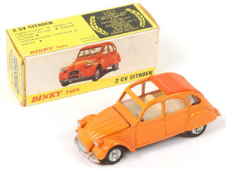 Lot 244 - DINKY TOYS (FRANCE) (1)