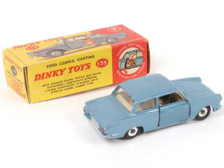 Lot 284 - DINKY TOYS (GB) (1)
