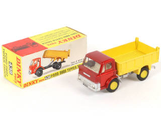 Lot 295 - DINKY TOYS (GB) (1)