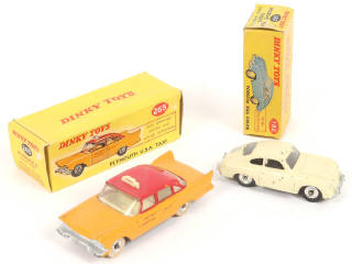Lot 307 - DINKY TOYS (GB) (2)