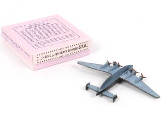 Lot 299 - DINKY TOYS (GB) (1)