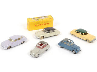 Lot 275 - DINKY TOYS (FRANCE) (5)