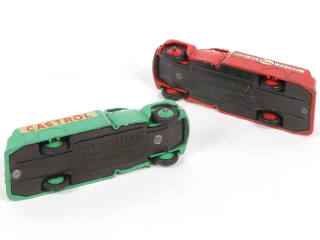 Lot 306 - DINKY TOYS (GB) (2)