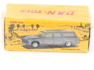 Lot 153 - DAN-TOYS (FRANCE) (3)