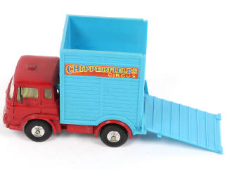 Lot 189 - CORGI TOYS (GB) (1)