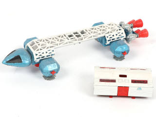 Lot 303 - DINKY TOYS (GB) (1)