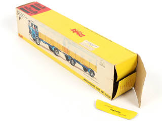 Lot 323 - DINKY TOYS (GB) (1)