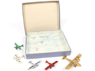 Lot 312 - DINKY TOYS (GB) (1)