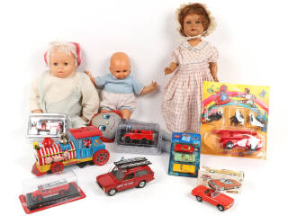 Lot 57 - DIVERS (12)