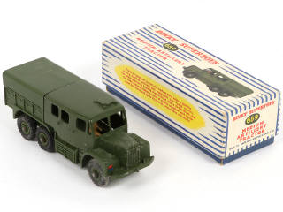 Lot 320 - DINKY TOYS (GB) (1)