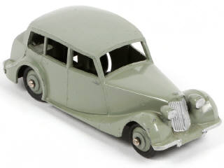 Lot 305 - DINKY TOYS (GB) (1)