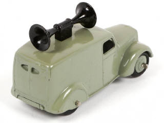 Lot 296 - DINKY TOYS (GB) (1)