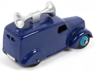 Lot 297 - DINKY TOYS (GB) (1)