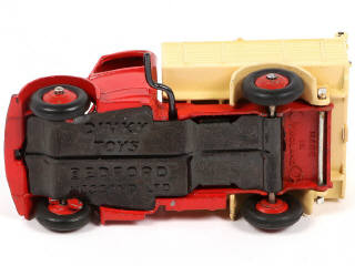 Lot 306 - DINKY TOYS (GB) (1)