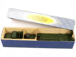 Lot 316 - DINKY TOYS (GB) (2)