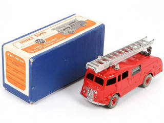Lot 311 - DINKY TOYS (GB) (1)