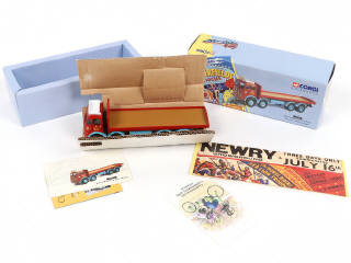 Lot 204 - CORGI TOYS (GB) (6)