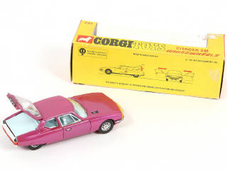 Lot 173 - CORGI TOYS (GB) (1)