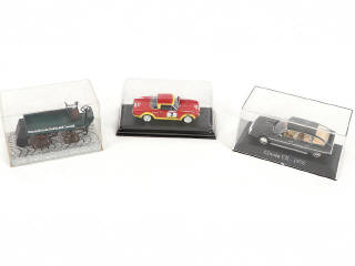 Lot 60 - DIVERS (13)