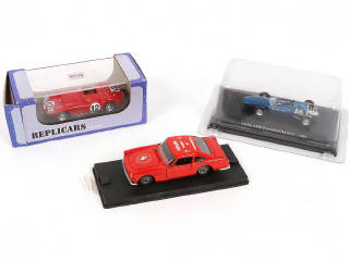 Lot 60 - DIVERS (13)