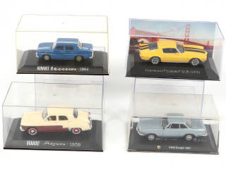 Lot 63 - DIVERS (12)