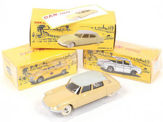 Lot 135 - DAN-TOYS (FRANCE) (3)