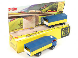 Lot 242 - DINKY TOYS (GB) (1)