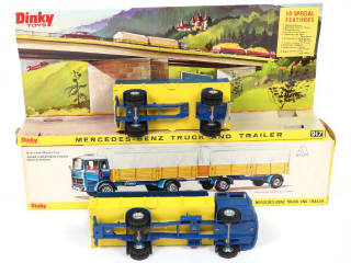 Lot 242 - DINKY TOYS (GB) (1)