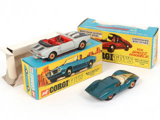 Lot 104 - CORGI TOYS (GB) (2)