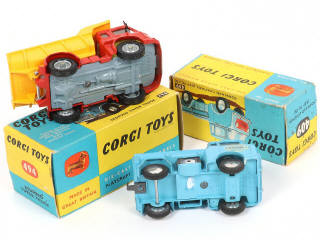 Lot 105 - CORGI TOYS (GB) (2)