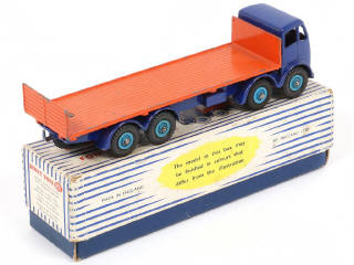 Lot 235 - DINKY TOYS (GB) (1)