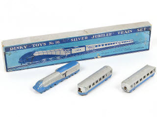 Lot 250 - DINKY TOYS (GB) (1)