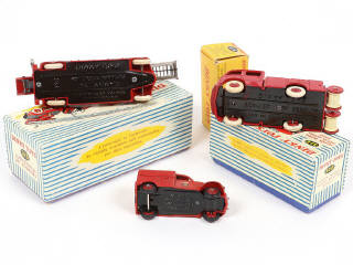 Lot 304 - DINKY TOYS (FRANCE) (3)