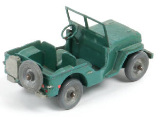 Lot 235 - DINKY TOYS (FRANCE) (1)