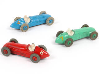 Lot 205 - DINKY TOYS (GB) (3)