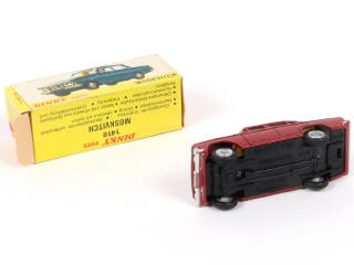 Lot 220 - DINKY TOYS (FRANCE) (1)