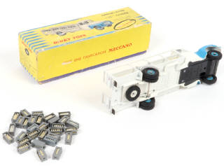 Lot 249 - DINKY TOYS (FRANCE) (1)