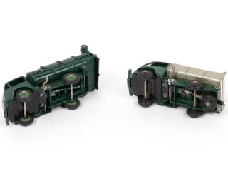 Lot 251 - DINKY TOYS (FRANCE) (2)