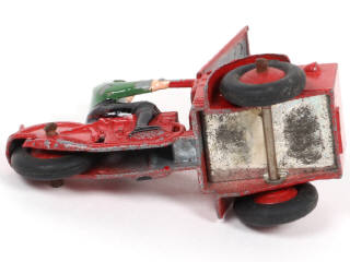 Lot 224 - DINKY TOYS (FRANCE) (1)