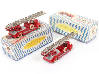 Lot 257 - DINKY TOYS (FRANCE) (2)