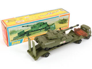 Lot 187 - DINKY TOYS (GB) (1)