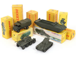 Lot 273 - DINKY TOYS (FRANCE) (8)