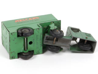 Lot 180 - DINKY TOYS (GB) (1)