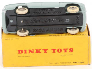 Lot 227 - DINKY TOYS (FRANCE) (1)