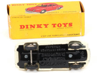 Lot 229 - DINKY TOYS (FRANCE) (1)