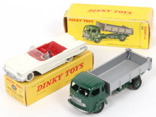 Lot 260 - DINKY TOYS (FRANCE) (2)